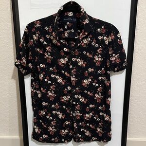 Abercrombie & Fitch Black Floral Button Down Shirt